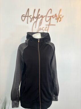 lululemon athletica Black and Gray Full-Zip Bomber Jacket